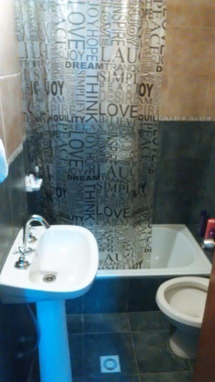Loica Hostel Puerto Madryn Ngoại thất bức ảnh
