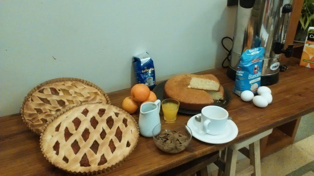 Loica Hostel Puerto Madryn Ngoại thất bức ảnh