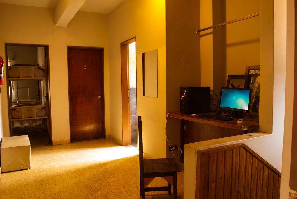 Loica Hostel Puerto Madryn Ngoại thất bức ảnh