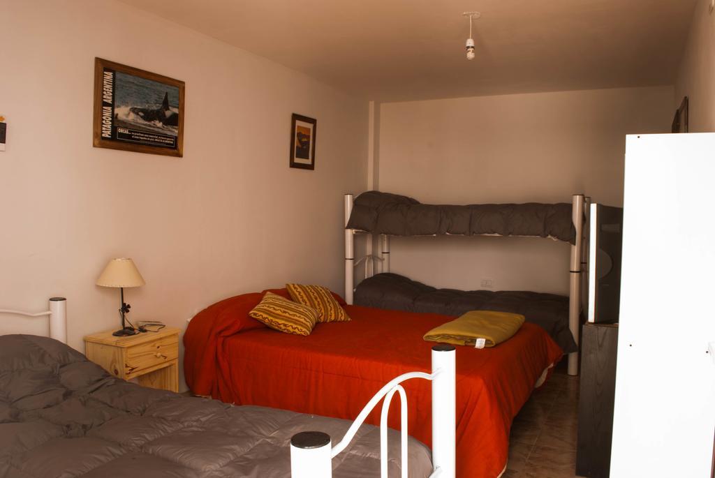 Loica Hostel Puerto Madryn Ngoại thất bức ảnh