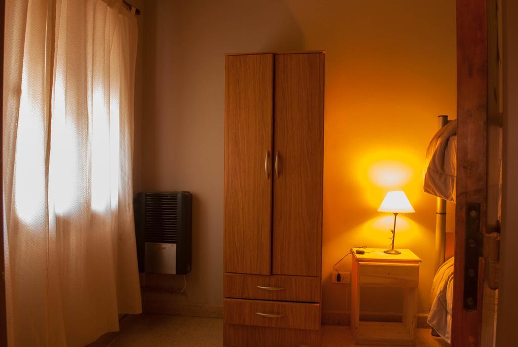 Loica Hostel Puerto Madryn Ngoại thất bức ảnh
